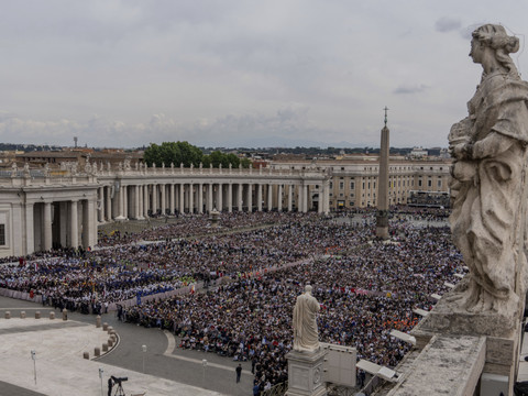 Le Vatican annonce un bénéfice en hausse sur son patrimoine