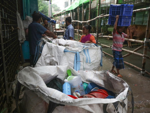 L'ONU demande une réforme des tarifs douaniers sur le plastique