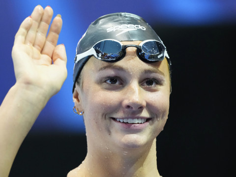 Summer McIntosh triomphe sur 400 m 4 nages