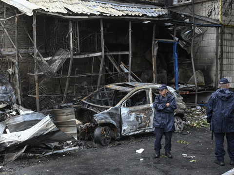 Incendie dans un dépôt pétrolier russe à cause de drones ukrainiens