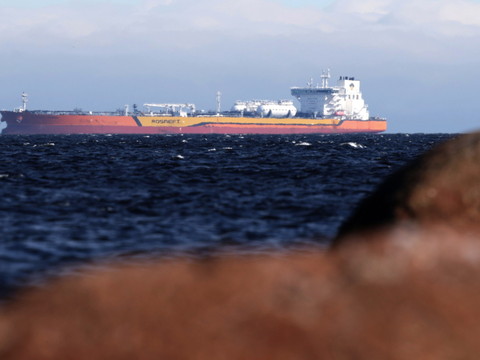 Après l'UE, Berne vise le pétrole russe avec de nouvelles sanctions