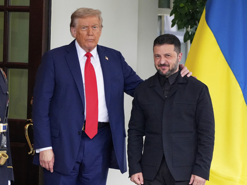 Zelensky accueilli par Trump à la Maison Blanche