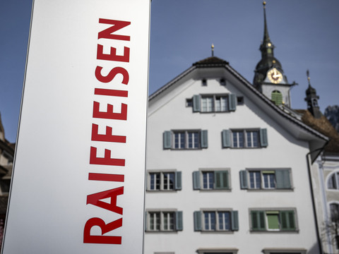 Raiffeisen a souffert des taux d'intérêt au premier semestre