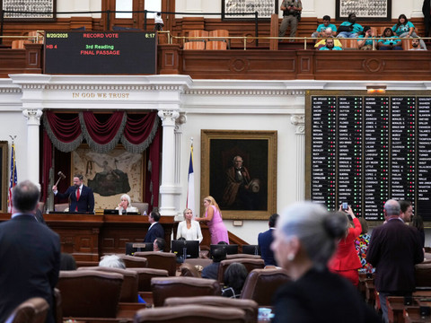 Texas contre Californie: bataille de cartes électorales pour 2026