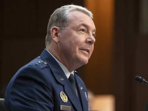Le chef du renseignement militaire américain renvoyé