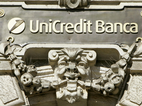 UniCredit accroît à 26% sa participation dans Commerzbank