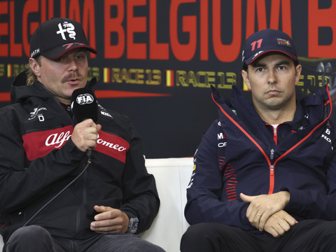 Cadillac engage Sergio Perez et Valtteri Bottas comme pilotes