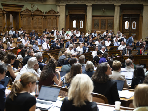 Fribourg et Lucerne gagnent chacun un siège au Conseil national