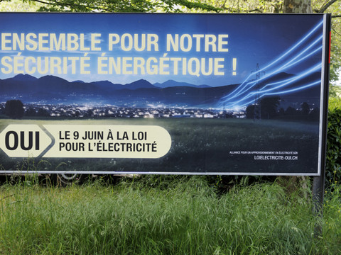 Obstacles dans le développement des seize projets hydroélectriques