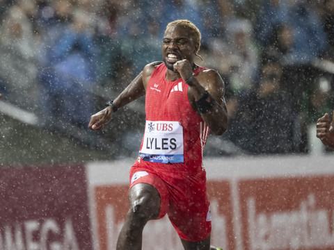 Weltklasse: Lyles vise un gros chrono sur 200 m malgré la pluie