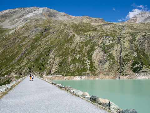 Valais: le canton présente ses excuses pour la tragédie de Mattmark
