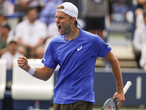 Leandro Riedi en huitièmes de finale sans trop d'efforts