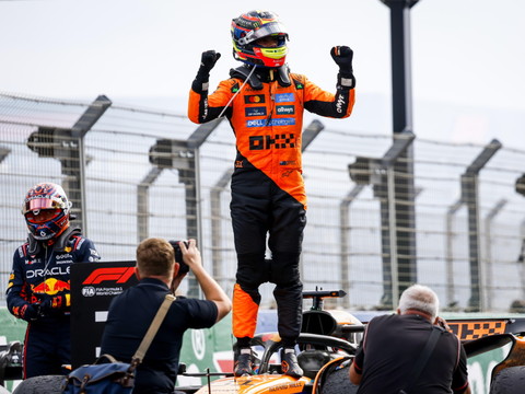 Piastri s'impose devant Verstappen à Zandvoort