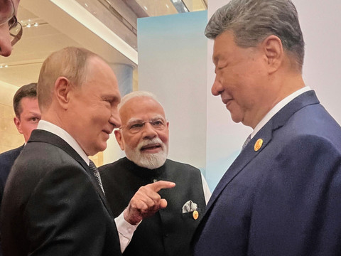 En Chine, Poutine défend l'offensive en l'Ukraine, blâme l'Occident