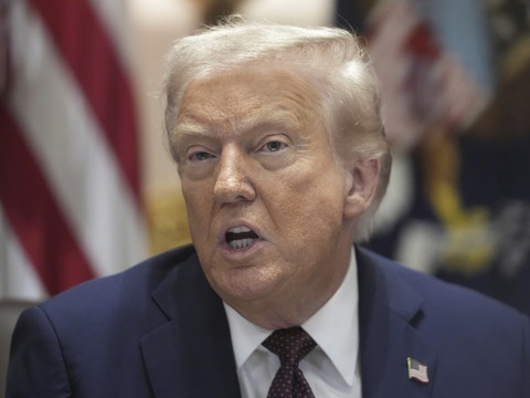 Ukraine: Trump se dit 