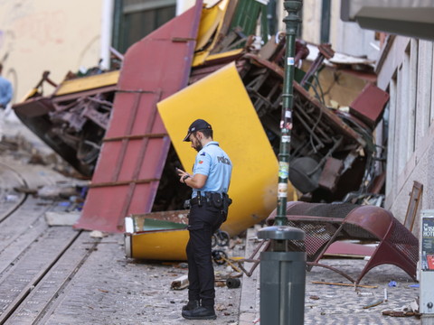 Accident de funiculaire: 17 morts et 21 blessés, dont une Suissesse
