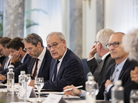 Plan d'action pour soulager administrativement les agriculteurs