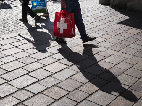 Le climat de consommation en Suisse s'est nettement dégradé en août