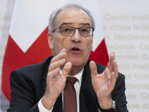 Parmelin dit avoir eu des 