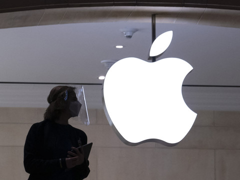 Droits d'auteur: Apple accusé de piratage devant la justice