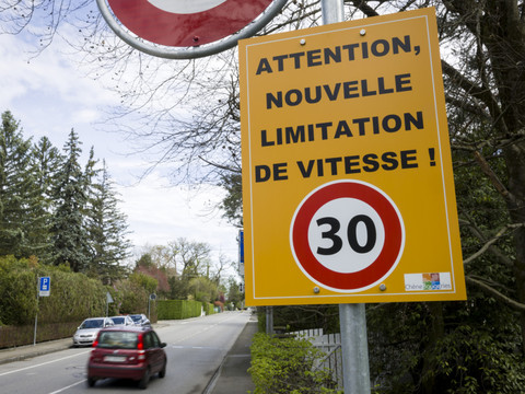 La population suisse est opposée à la généralisation du 30 km/h
