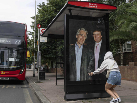 La lettre supposément écrite par Trump à Epstein rendue publique