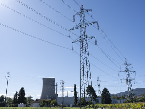 Les prix de l'électricité en Suisse vont baisser de 4% en 2026