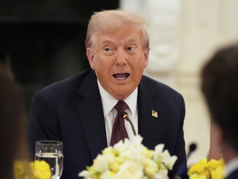 La Cour suprême examinera la légalité des droits de douane de Trump