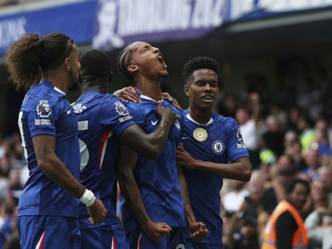 Chelsea accusé de 74 infractions aux règles sur les agents
