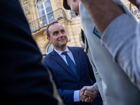 Sondages: les Français pas satisfaits de la nomination de Lecornu