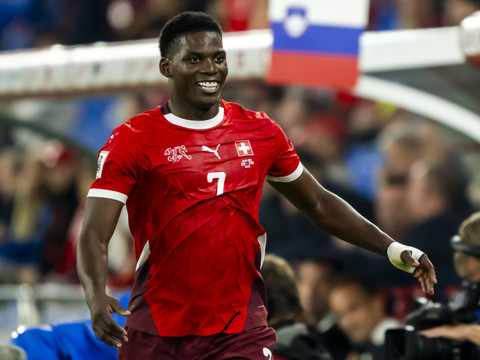 Débuts victorieux de Breel Embolo à Rennes
