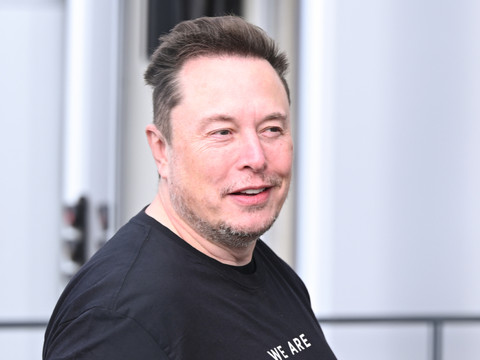Tesla: Elon Musk achète pour un milliard de dollars d'actions