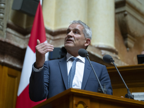 Asile et migration: le Parlement soutient le mécanisme de solidarité de l'UE