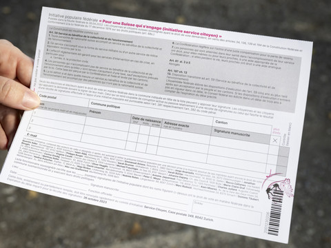 Le National ne veut pas interdire la collecte payée de signatures