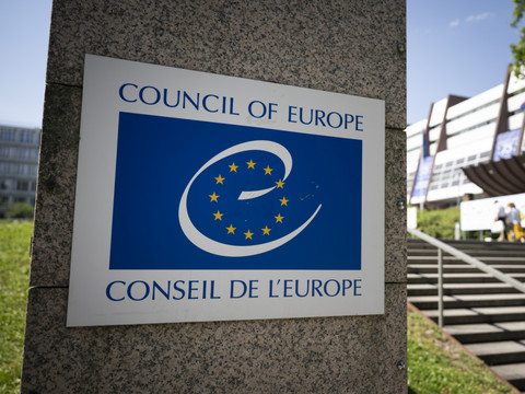 Aînées pour le climat: Le Conseil de l'Europe félicite la Suisse