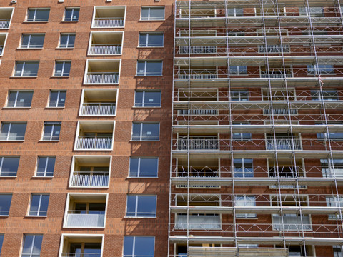 La situation sur le marché du logement reste tendue en Suisse