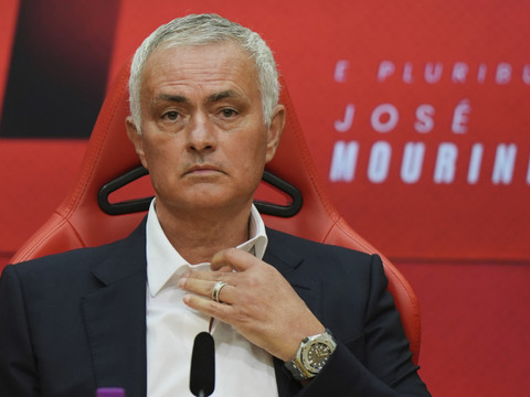 José Mourinho nommé entraîneur du Benfica Lisbonne