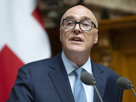 Pfister alerte sur les défis sécuritaires difficiles à venir