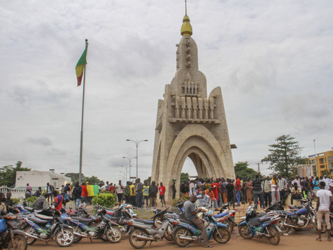 La France suspend sa coopération antiterroriste avec le Mali