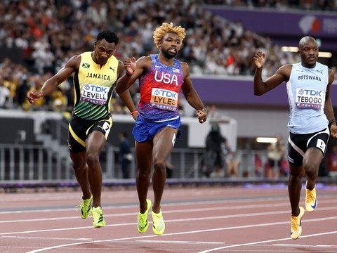 Un 4e titre pour Lyles, Jefferson-Wooden signe le doublé