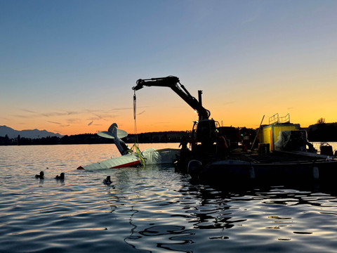 L'hydravion qui s'était écrasé dans le lac de Zoug a été repêché