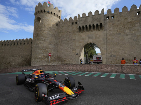 Verstappen rescapé de qualifications perturbées
