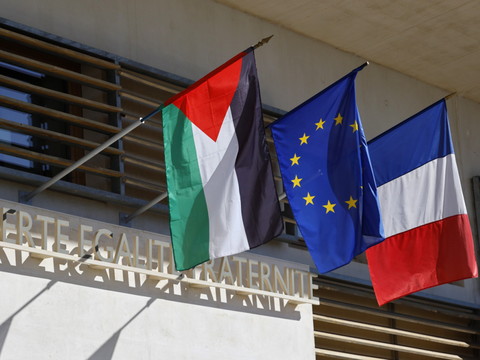Discorde autour du drapeau palestinien sur les mairies en France
