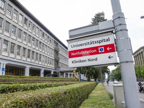 Le canton de Zurich veut former davantage de médecins