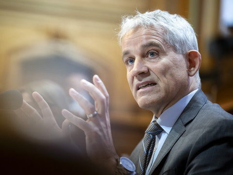Le National veut lui aussi un durcissement dans l'asile