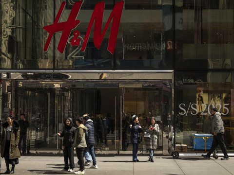 H&M: hausse de 40% du bénéfice au 3e trimestre
