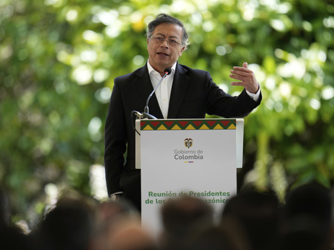 USA: le visa du président colombien révoqué