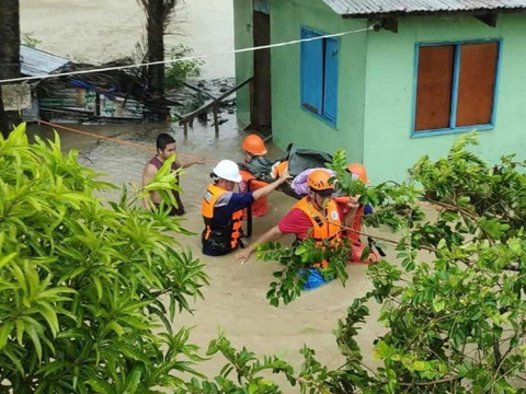 Philippines: 11 morts après le passage de la tempête Bualoi