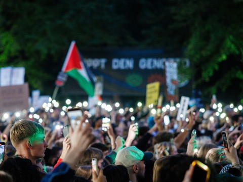 A Berlin, une foule appelle à la fin de la guerre à Gaza