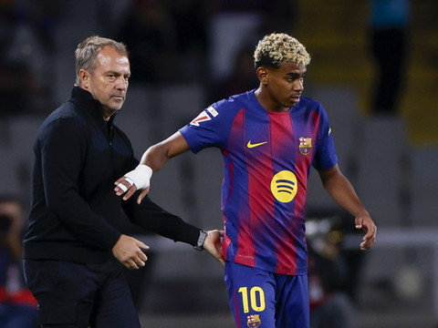 Ligue des champions: choc Barcelone-PSG, le Real au bout du monde